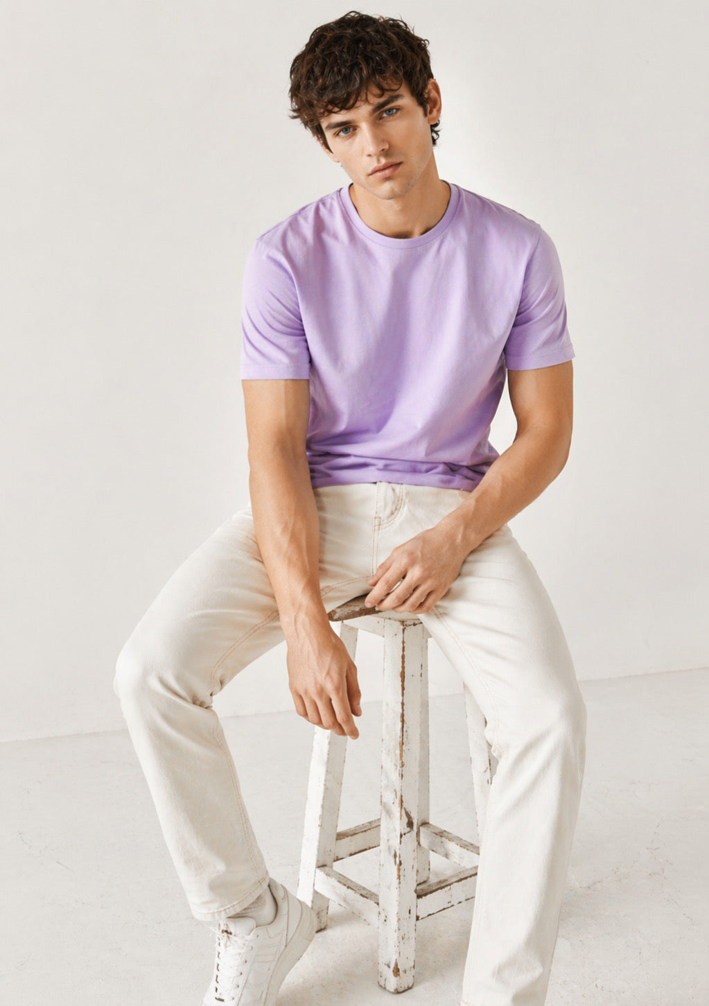 Men's lavender round neck T-shirt by Montx The Clothing Brand, regular fit, half sleeve casual design.