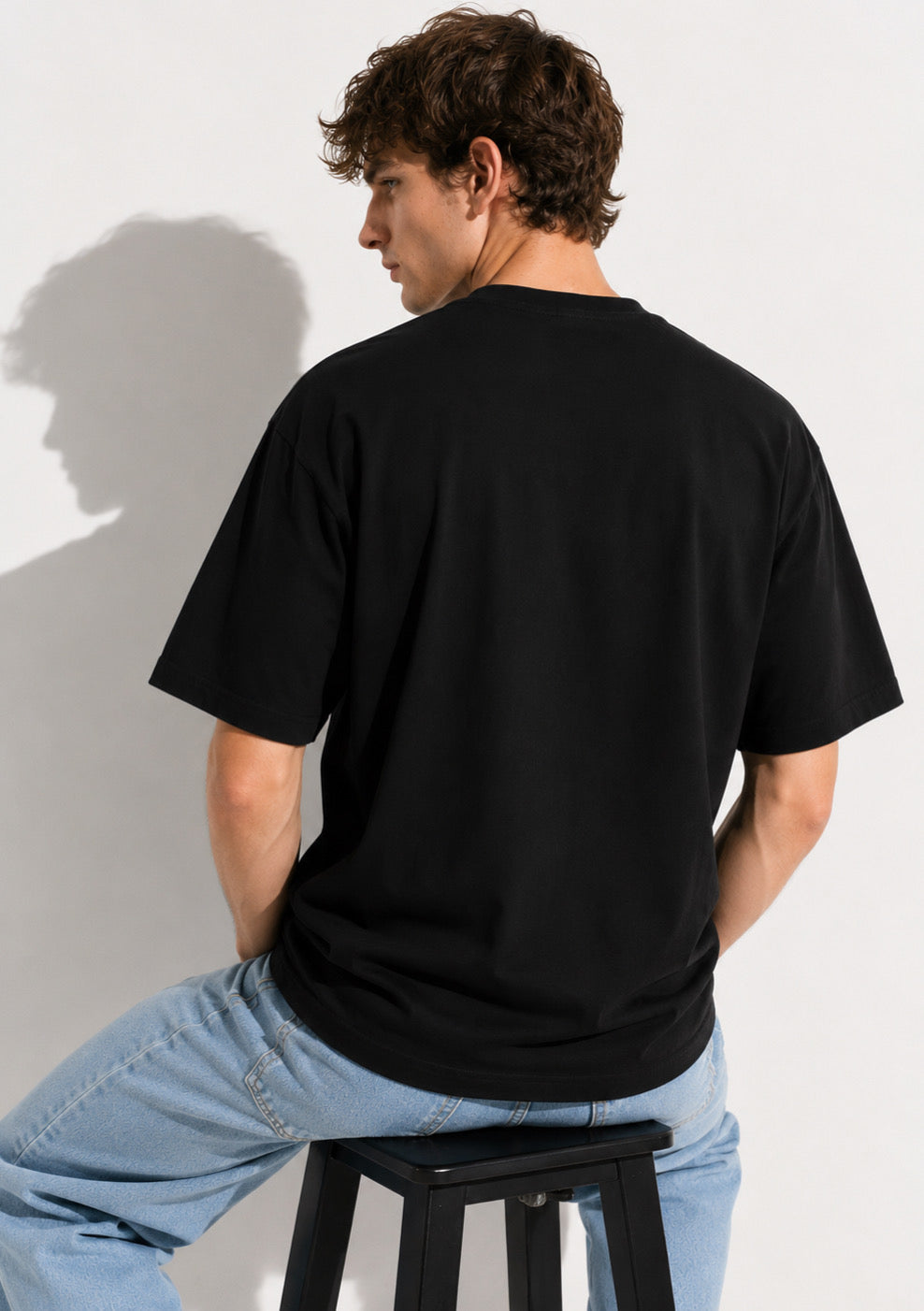 Montx Men's Oversized Black Printed T-shirt